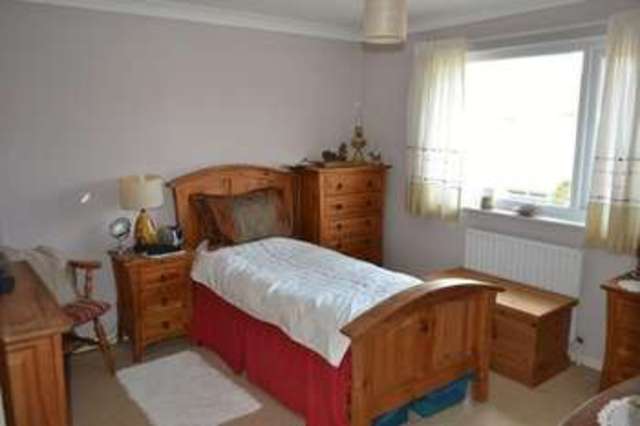  Image of 3 bedroom Detached house for sale in Queen Elizabeth Way Barton-upon-Humber DN18 at Queen Elizabeth Way  Barton-Upon-Humber, DN18 6AJ