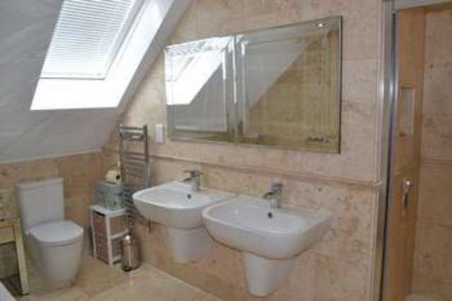  Image of 5 bedroom Detached house for sale in Queen Street Kirton Lindsey Gainsborough DN21 at Queen Street  Kirton in Lindsey, DN21 4NS