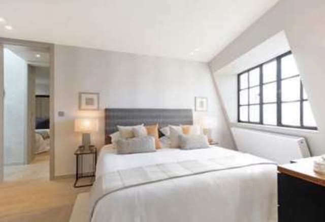  Image of 2 bedroom Flat for sale in Queensbridge Road London E8 at Queensbridge Road  London, E8 3NH