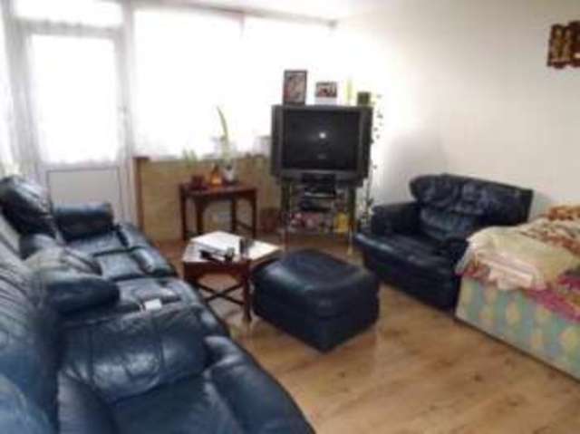  Image of 2 bedroom Maisonette for sale in Rawsthorne Walk Leicester LE4 at Leicester Leicestershire Belgrave, LE4 6BJ