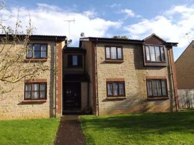 Image of 1 bedroom Flat to rent in Ritchie Road Houndstone Yeovil BA22 at Ritchie Road Houndstone Yeovil, BA22 8SH