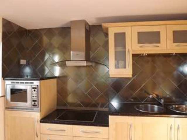  Image of 1 bedroom Flat to rent in Ritchie Road Houndstone Yeovil BA22 at Ritchie Road Houndstone Yeovil, BA22 8SH