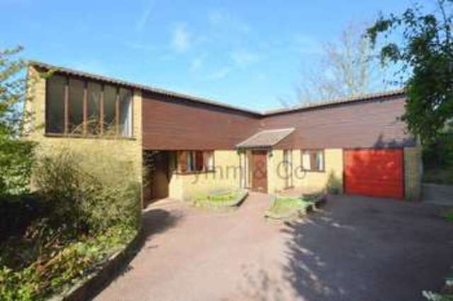  Image of 3 bedroom Detached house for sale in Riverside Close Hellesdon Norwich NR6 at Riverside Close Hellesdon Norwich, NR6 5AU