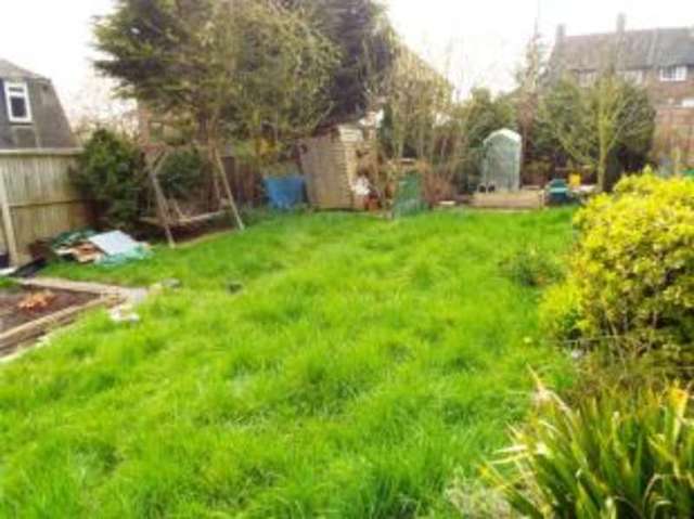  Image of 1 bedroom Maisonette for sale in Preston Road Romford RM3 at Romford  Harold Hill, RM3 7YU