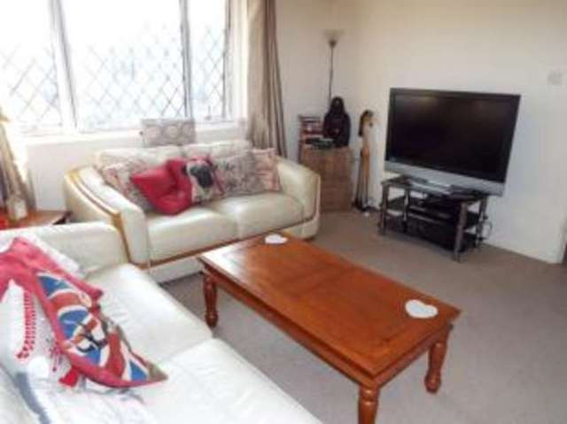  Image of 3 bedroom Flat for sale in Penistone Walk Romford RM3 at Romford  Harold Hill, RM3 8YB