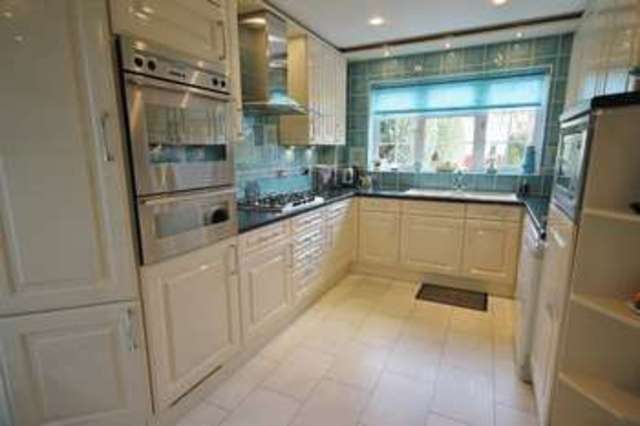  Image of 4 bedroom Detached house for sale in Rosebarn Close Burgess Hill RH15 at Rosebarn Close  Burgess Hill, RH15 0HN