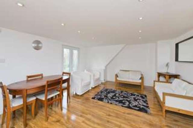  Image of 1 bedroom Flat to rent in Rosedene Avenue London SW16 at Rosedene Avenue  London, SW16 2LS