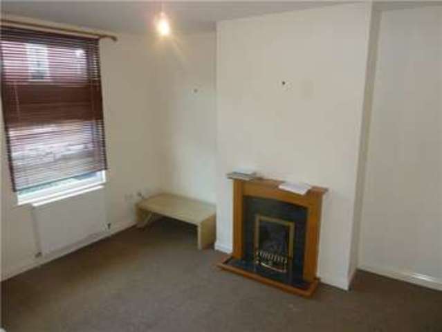  Image of 2 bedroom Detached house to rent in Runswick Avenue Leeds LS11 at Leeds, LS11 9LR