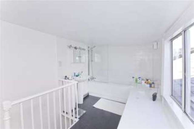  Image of 2 bedroom Maisonette to rent in St. Peter