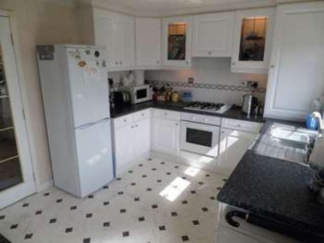  Image of 2 bedroom Property for sale in Sand Road Kewstoke Weston-super-Mare BS22 at Sand Road Kewstoke Weston-Super-Mare, BS22 9UE