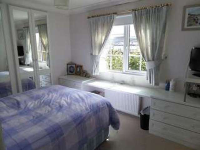  Image of 2 bedroom Property for sale in Sand Road Kewstoke Weston-super-Mare BS22 at Sand Road Kewstoke Weston-Super-Mare, BS22 9UE