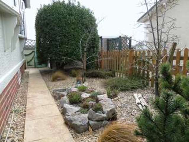  Image of 2 bedroom Property for sale in Sand Road Kewstoke Weston-super-Mare BS22 at Sand Road Kewstoke Weston-Super-Mare, BS22 9UE