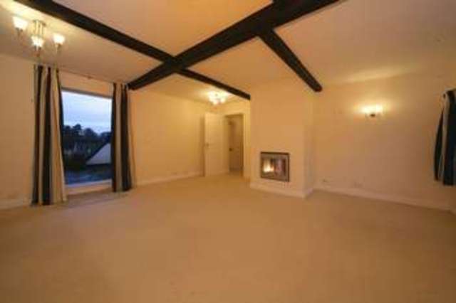  Image of 2 bedroom Flat to rent in High Street Eccleshall Stafford ST21 at 38 High Street  Eccleshall, ST21 6BZ
