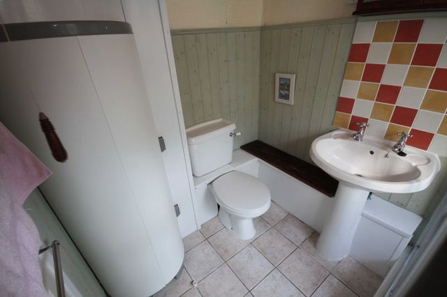  Image of 2 bedroom Terraced house for sale in Seymour Hill Terrace Loftus Saltburn-by-the-Sea TS13 at Seymour Hill Terrace Loftus Saltburn-By-The-Sea, TS13 4HX
