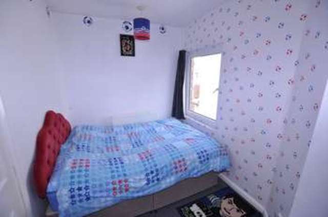  Image of 4 bedroom Detached house for sale in Shobnall Street Burton-on-Trent DE14 at Shobnall Street  Burton-On-Trent, DE14 2HT