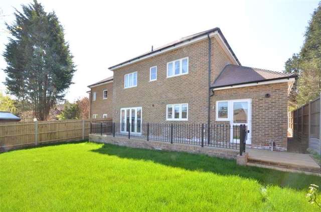  Image of 5 bedroom Detached house for sale in Smitham Bottom Lane Purley CR8 at Purley Surrey Purley, CR8 3DF