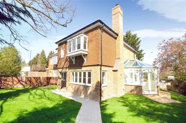  Image of 5 bedroom Detached house for sale in Smitham Bottom Lane Purley CR8 at Purley Surrey Purley, CR8 3DF