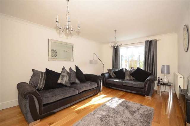  Image of 4 bedroom Detached house for sale in Snodhurst Avenue Chatham ME5 at Walderslade Chatham Chatham, ME5 0TB