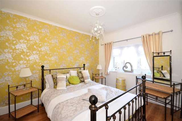  Image of 4 bedroom Detached house for sale in Snodhurst Avenue Chatham ME5 at Walderslade Chatham Chatham, ME5 0TB