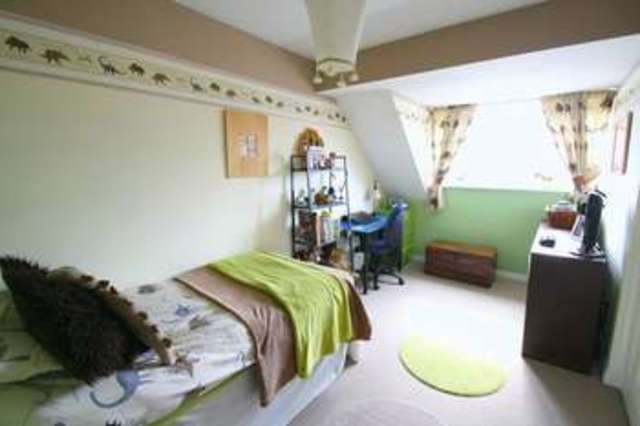 Image of 4 bedroom Detached house for sale in Southwell Close Priorslee Telford TF2 at Southwell Close Priorslee Telford, TF2 9UT