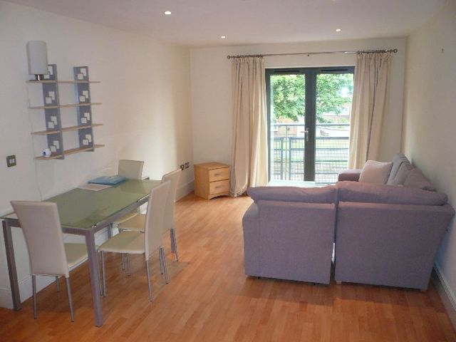  Image of 2 bedroom Flat to rent in Manor Road Edgbaston Birmingham B16 at Birmingham, B16 9ND