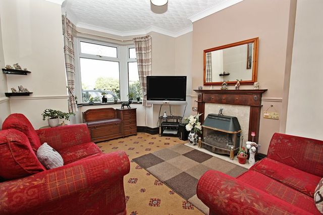  Image of 3 bedroom Semi-Detached house for sale in Springfield Mount South Elmsall Pontefract WF9 at Springfield Mount South Elmsall Pontefract, WF9 2LZ