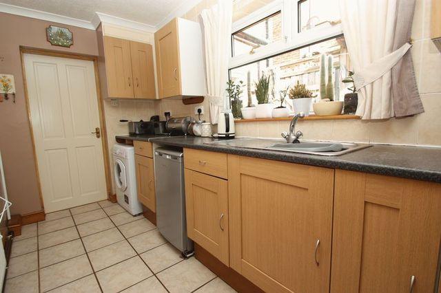  Image of 3 bedroom Semi-Detached house for sale in Springfield Mount South Elmsall Pontefract WF9 at Springfield Mount South Elmsall Pontefract, WF9 2LZ