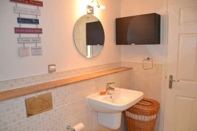  Image of 2 bedroom Apartment to rent in St. Georges Place Bath BA1 at St Georges Place  Bath, BA1 3AA