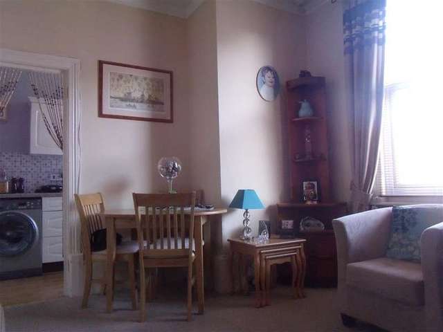  Image of 2 bedroom Flat for sale in St. James Road East Grinstead RH19 at East Grinstead West Sussex East Grinstead, RH19 1DL