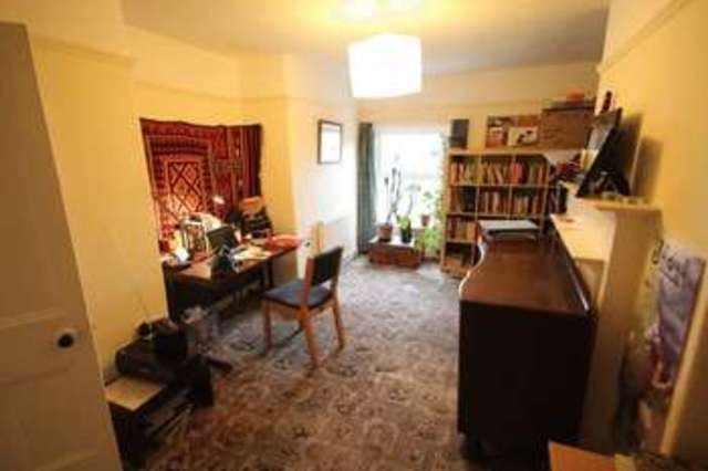  Image of 2 bedroom Flat to rent in St. Johns Terrace Hyde Park Leeds LS3 at St Johns Terrace Hyde Park Leeds, LS3 1DY