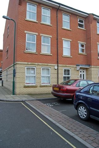  Image of 3 bedroom Flat to rent in St. Mary Street Southampton SO14 at St Marys Street  SOUTHAMPTON, SO14 1LY
