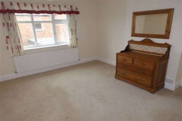  Image of 3 bedroom Detached house to rent in St. Patricks Road South St. Annes Lytham St. Annes FY8 at Lytham St. Annes, FY8 1XP