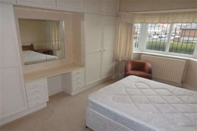  Image of 3 bedroom Detached house to rent in St. Patricks Road South St. Annes Lytham St. Annes FY8 at Lytham St. Annes, FY8 1XP