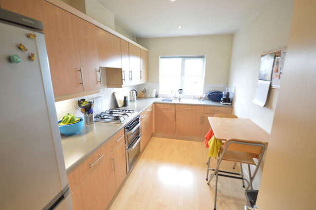  Image of 2 bedroom Flat to rent in Starling Close Manchester M22 at Manchester Moss Nook, M22 4XS