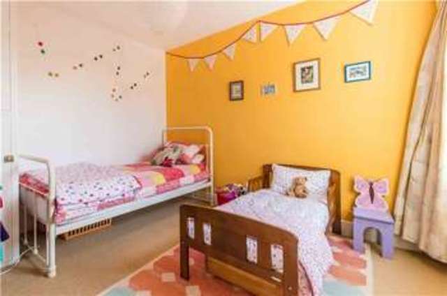  Image of 3 bedroom Terraced house for sale in Station Road Waterbeach Cambridge CB25 at Waterbeach, CB25 9HT