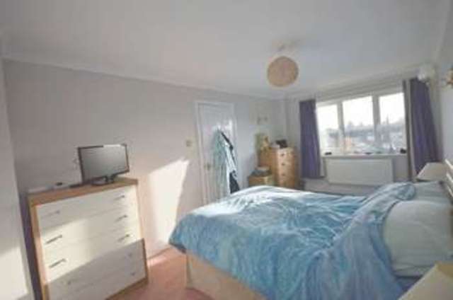  Image of 3 bedroom Detached house for sale in Hamdon Close Stoke-Sub-Hamdon TA14 at Hamdon Close  Stoke-Sub-Hamdon, TA14 6QN