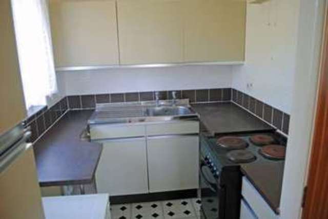  Image of 1 bedroom Property to rent in Stonebridge Clevedon BS21 at Stonebridge  Clevedon, BS21 5BZ