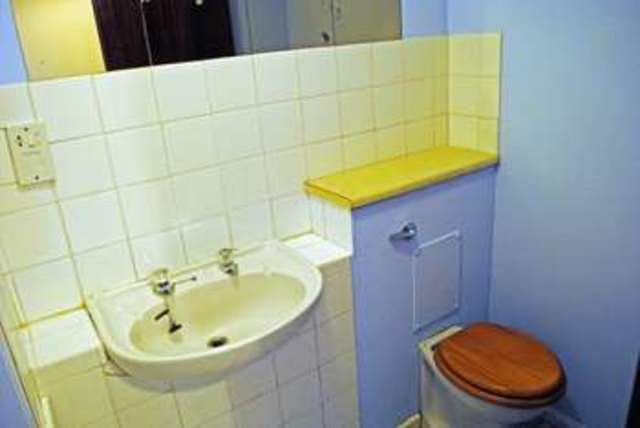  Image of 1 bedroom Property to rent in Stonebridge Clevedon BS21 at Stonebridge  Clevedon, BS21 5BZ