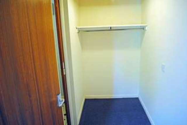  Image of 1 bedroom Property to rent in Stonebridge Clevedon BS21 at Stonebridge  Clevedon, BS21 5BZ