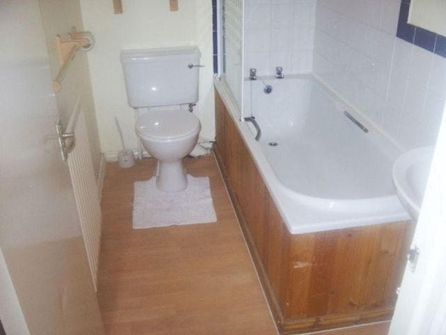  Image of 3 bedroom Flat to rent in Stratford Road Heaton Newcastle upon Tyne NE6 at Stratford Road  Newcastle Upon Tyne, NE6 5PB