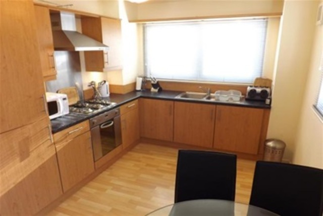  Image of 2 bedroom Flat to rent in Strathclyde Gardens Cambuslang Glasgow G72 at Cambuslang South Lanarkshire South Lanarkshire, G72 7ET