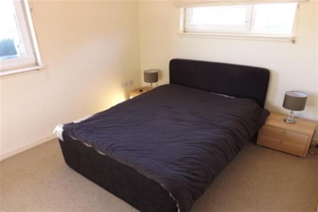  Image of 2 bedroom Flat to rent in Strathclyde Gardens Cambuslang Glasgow G72 at Cambuslang South Lanarkshire South Lanarkshire, G72 7ET