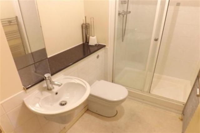  Image of 2 bedroom Flat to rent in Strathclyde Gardens Cambuslang Glasgow G72 at Cambuslang South Lanarkshire South Lanarkshire, G72 7ET
