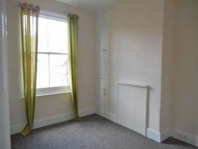  Image of 2 bedroom Terraced house to rent in Stuart Road Exeter EX1 at Stuart Road HEAVITREE Exeter, EX1 2SZ