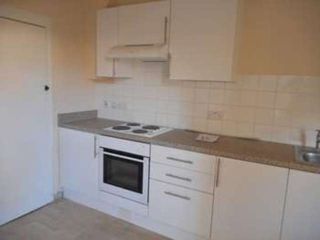  Image of 2 bedroom Terraced house to rent in Stuart Road Exeter EX1 at Stuart Road HEAVITREE Exeter, EX1 2SZ