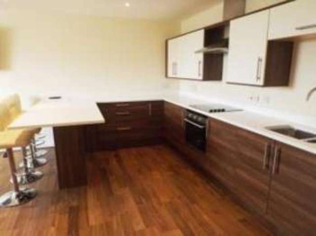  Image of 2 bedroom Flat for sale in Firsway Sale M33 at 101 Firsway Sale Ashton upon Mersey, M33 4SU