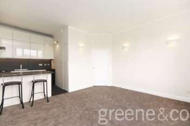 Image of 1 bedroom Flat to rent in Sutherland Avenue London W9 at London  Maida Vale, W9 1HP