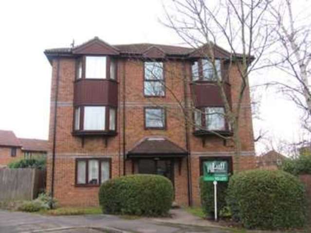  Image of 1 bedroom Flat to rent in Swaledale Gardens Fleet GU51 at Swaledale Gardens  FLEET, GU51 2TE