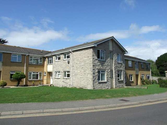 Image of 2 bedroom Flat to rent in Northbrook Road Swanage BH19 at Northbrook road  Swanage, BH19 1PY