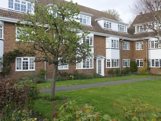  Image of 2 bedroom Flat for sale in Sycamore Close Carshalton SM5 at Carshalton Surrey Carshalton, SM5 2PS